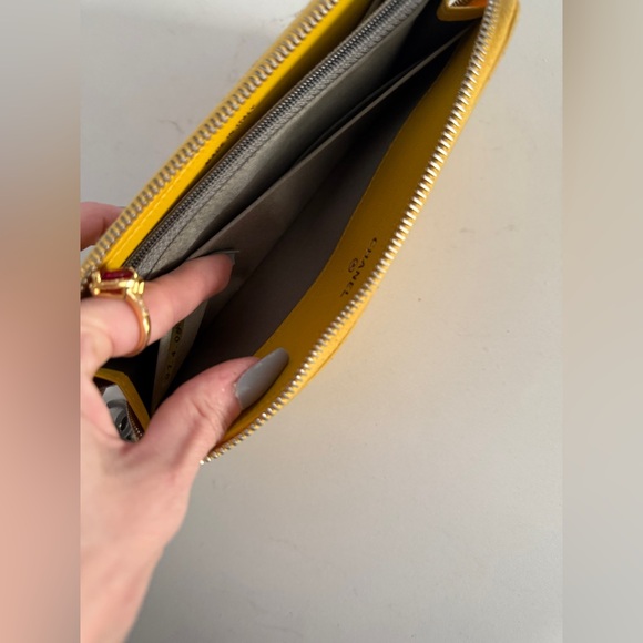 CHANEL Leather Round Zip Long Wallet Yellow - Picture 16 of 16